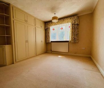 3 bedroom bungalow to rent - Photo 1