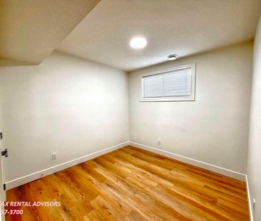 BSMT 2108 210 Street Northwest - Photo 2