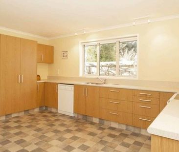 Family Home in Great Location - Photo 5