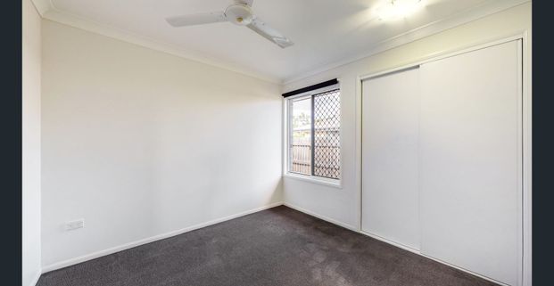 Discover modern family living in the heart of Norman Gardens! - Photo 1