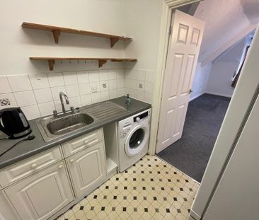 1 bedroom flat to rent - Photo 4