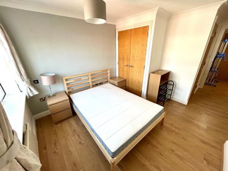 2 bedroom apartment to rent - Photo 3