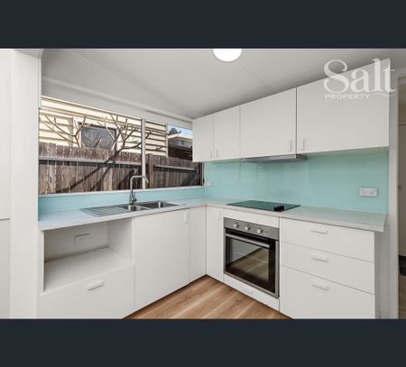 2/24 James Street, Hamilton, NSW 2303 - Photo 4