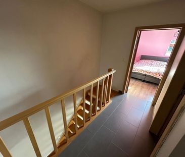 Ruim duplex appartement met 3 slaapkamers, terras en privé parking - Photo 6