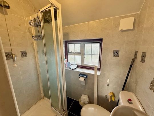 2 bed maisonette to rent in Southall, UB2, UB2 - Photo 1