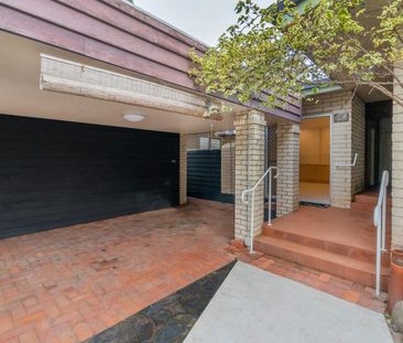 Granny Flat In Central Location! - Photo 5