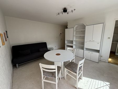 : Appartement 28 m² à Saint-Étienne - Photo 3