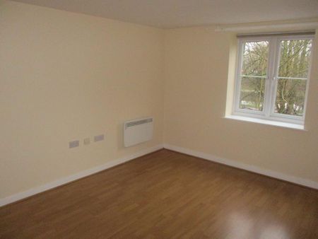 3 bedroom flat to rent - Photo 3