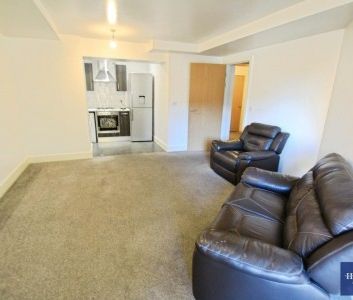 1 bedroom Flat To Rent Total Size: 555 SQ FT - Photo 2