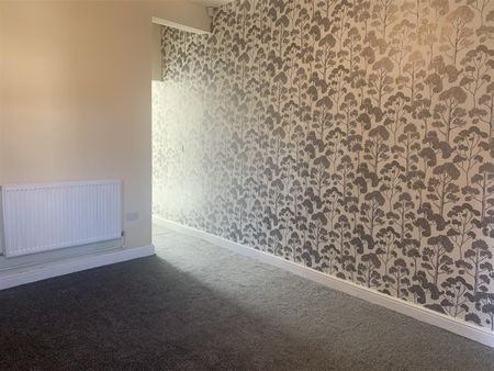 2 bed end of terrace to rent Station Road, DE7 - Photo 5