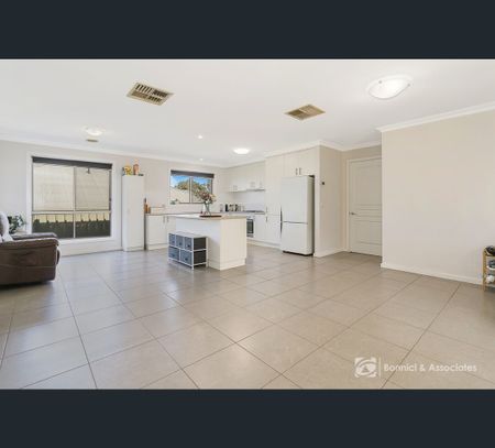 166 Ava Avenue, Thurgoona, NSW 2640 - Photo 4