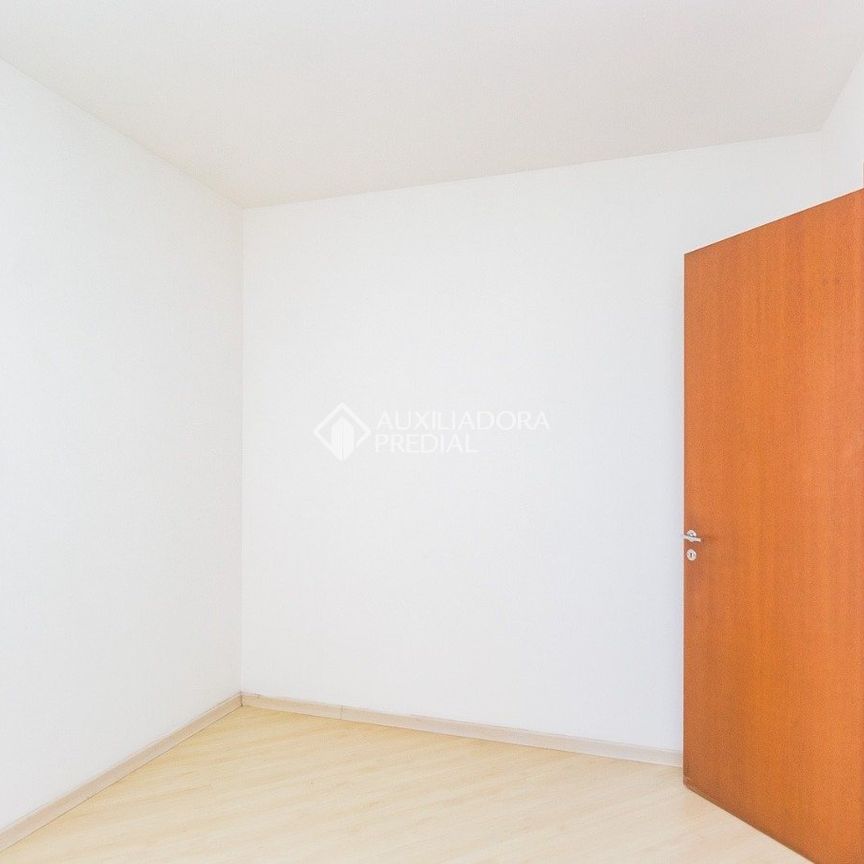 Apartamento com 2 quartos e 59m² para alugar em Jardim Carvalho, Porto Alegre. - Photo 1