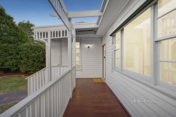 6 Caroline Street, Ringwood - Photo 1