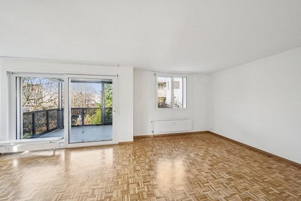 Schöne 4.5 Zimmerwohnung mit grossem Balkon in Allschwil - Foto 1