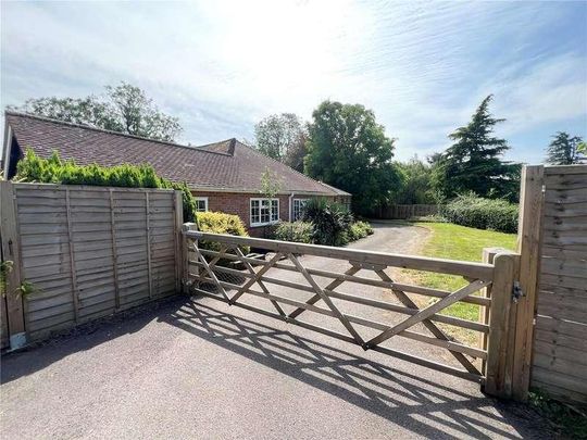 Richmond Farm, Brickworth Road, Whiteparish, Wiltshire, SP5 - Photo 1