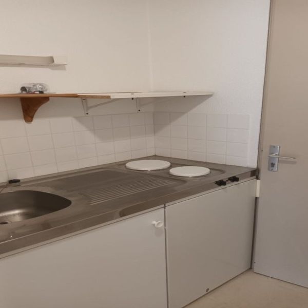 Location Appartement 1 pièce 16m² REIMS 51100 - Photo 1