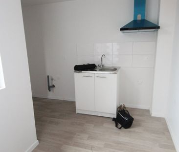 T2 A LOUER - Photo 2