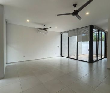 Townhouse en Renta en Temozón Norte, Mérida - Photo 2