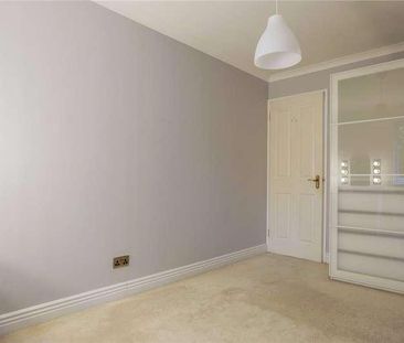 St. Pauls Court, Reading, Berkshire, RG1 - Photo 4