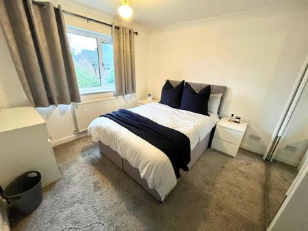 2 bedroom semi-detached house to rent - Photo 5