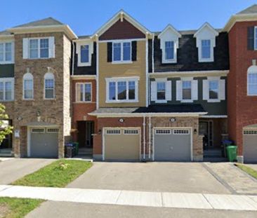 For Lease - 35 Vanhorne Close, Brampton, Ontario - Photo 1