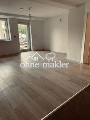 Erdgeschosswohnung mit Terrasse - Photo 1