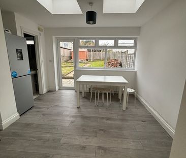 Room in a Shared House, Filton Avenue, BS34 - Photo 1