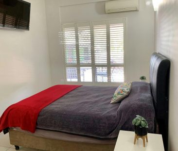 SPACIOUS PARTIALLY FURNISHED UNIT IN THE HEART OF DARWIN - Photo 3