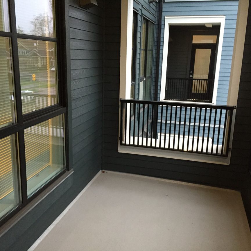 Modern 2 Bedrooms/2 Bathrooms Condo at Prescott Commons, South Surrey - Photo 1