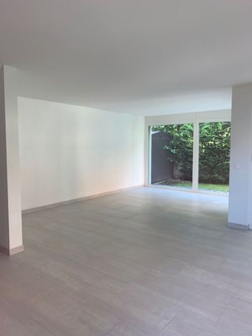 Double single-family house with garden! - Foto 5