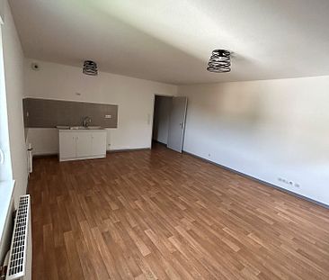 Location - Appartement T2 - 51 m² - Hérimoncourt - Photo 2