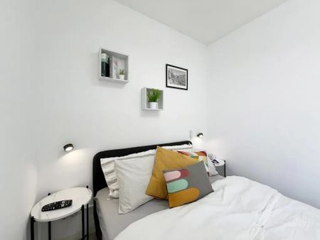 Calle Labajos, Madrid, Community of Madrid 28034 - Photo 4