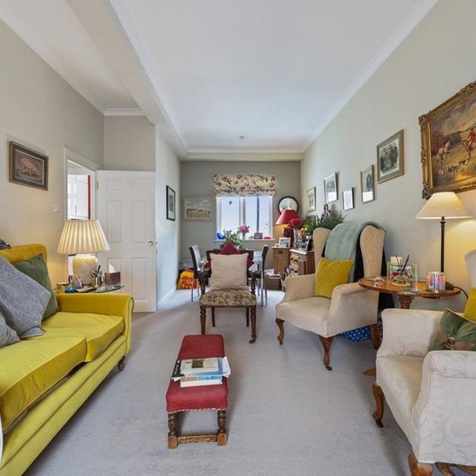 2 bedroom flat to rent - Photo 1