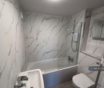 1 bedroom flat to rent - Photo 6