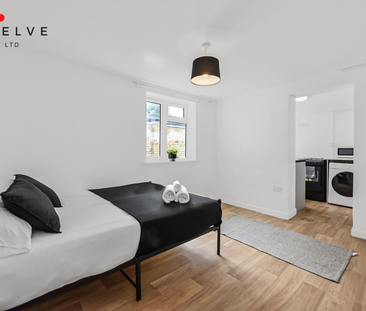 Studio to rent - Photo 5