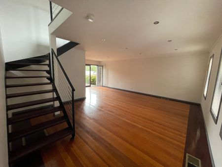 2A Wight Street, Kensington VIC 3031 - Photo 4