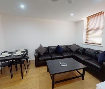 6 bedroom house to rent - Photo 1