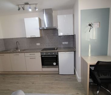 Winckley Square, Flat 12, PRESTON, Lancashire PR1 3JQ - Photo 3