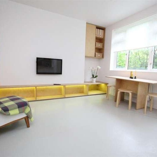 Cleland House, Sewardstone Road, Victoria, E2 - Photo 1