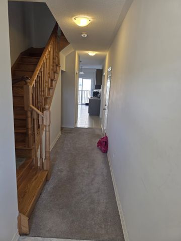 For Lease - 36 Bruton Street, Thorold, Ontario - Photo 3