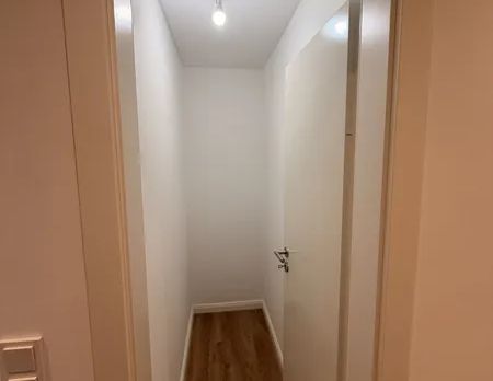 Erstbezug: Umfangreich sanierte 2-Zimmer-Wohnung nahe Fachhochschule - Photo 1