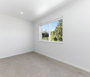 Refreshed Two Bedroom Home in Prime Malvern East Location - Photo 4