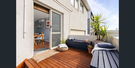 An Exceptional Opportunity - Affordable, Stylish & Spacious Ground-Floor Living - Photo 5