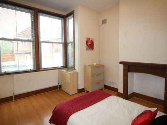 Flat 3, Radbourne St, Derby - Photo 1