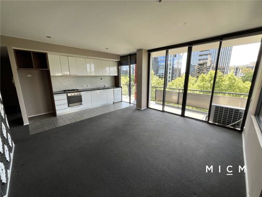 514/610 St Kilda Road - Photo 1