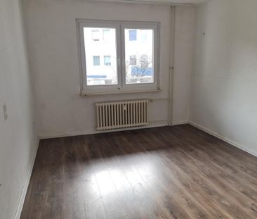 Ruhig gelegene 2-Zimmer-Wohnung mit Balkon zu vermieten! *Mit 300 €... - Photo 4