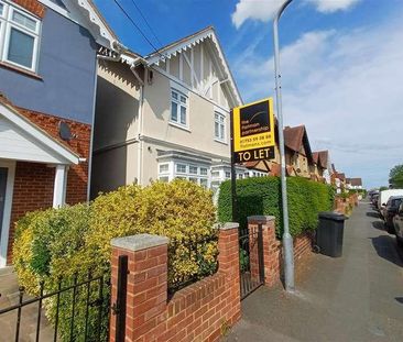 Willoughby Road, Langley, SL3 - Photo 6