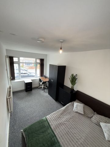 Room in a Shared House, Greenhill Road, LE2 - Photo 2