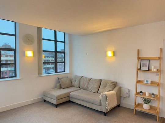 1 bedroom flat to rent - Photo 1