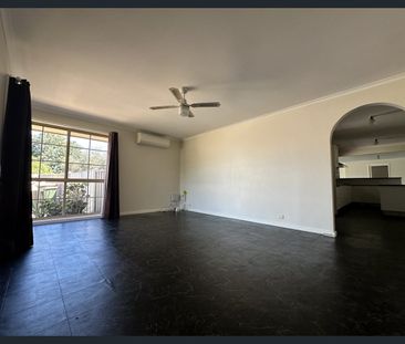 "Come And Be Surprised" - Photo 1